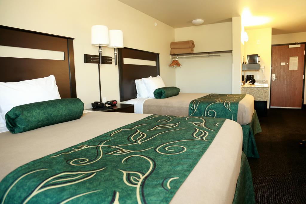 Travelodge By Wyndham Clinton Valley West Court Kültér fotó